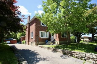 Detached House for Sale, 88 Spruce St, Aurora, ON