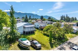 Detached House for Sale, 413 9th Avenue S, Creston, BC