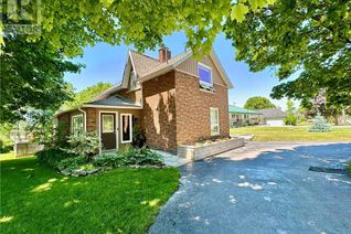 Detached House for Sale, 1186 Queen Street, Kincardine, ON