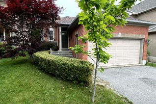 Detached House for Sale, 263 Paxton Cres, Newmarket, ON