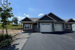 Semi-Detached House for Sale, 16 Goldenrod Court, Falmouth, NS