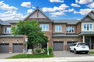 Freehold Townhouse for Sale, 135 Knott End Cres, Newmarket, ON