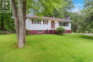 Detached House for Sale, 919 Pine Street W, Greenwood, NS