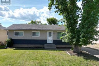 Bungalow for Sale, 8218 96 Street, Peace River, AB