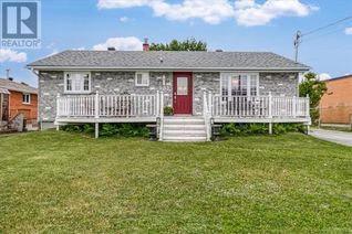 Detached House for Sale, 102 Gaudette Street, Chelmsford, ON