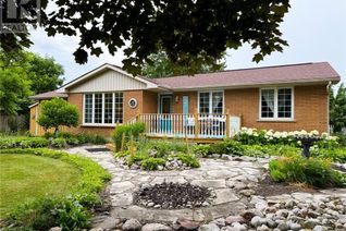 Bungalow for Sale, 5 Russell Street, Waterford, ON