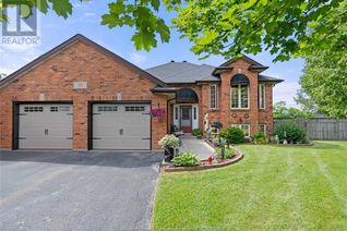 Raised Ranch-Style House for Sale, 20 Marsh Court, Amherstburg, ON
