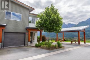 Condo Townhouse for Sale, 41365 Skyridge Place #6, Squamish, BC