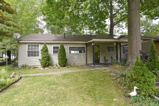 Bungalow for Sale, 9895 Lake Rd, Lambton Shores, ON