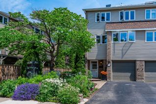 Condo Townhouse for Sale, 2230 Marine Dr #2230, Oakville, ON