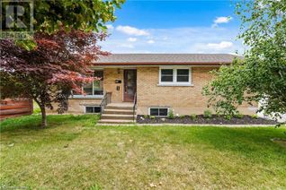 Detached House for Rent, 92 Margery Avenue, St. Catharines, ON