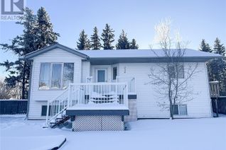 Bungalow for Sale, 216 Centre Avenue, Meadow Lake, SK