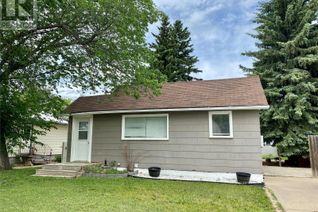 Detached House for Sale, 214 3rd Avenue W, Watrous, SK