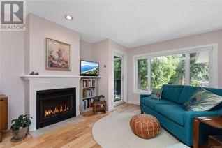 Property for Sale, 219 Fern Rd W #6, Qualicum Beach, BC