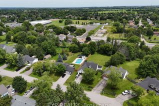 Detached House for Sale, 2200 Richardson St, Innisfil, ON