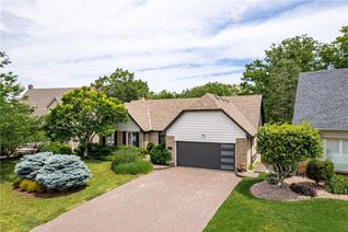 Detached House for Sale, 39 Hilts Drive, Stoney Creek, ON