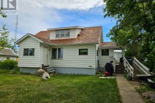 Detached House for Sale, 210 1st Street W, Frontier, SK