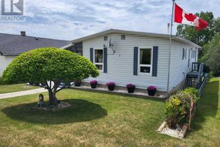 Bungalow for Sale, 211 1st Avenue, Torrington, AB