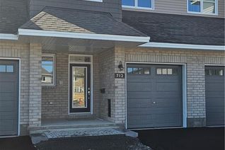 Townhouse for Sale, 712 Pipit Lane, Ottawa, ON