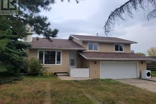 House for Sale, 5405 52 Street, Berwyn, AB