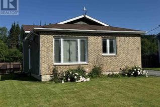 House for Sale, 8 Matachewan Rd, Manitouwadge, ON