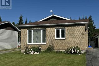 House for Sale, 8 Matachewan Rd, Manitouwadge, ON