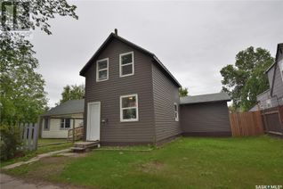 House for Sale, 307 15th Street W, Prince Albert, SK