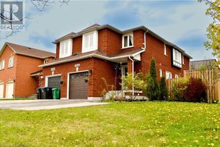 Semi-Detached House for Sale, 7058 Stoneywood Way, Mississauga, ON