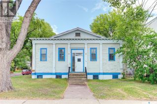 House for Sale, 120 25th Street, Saskatoon, SK