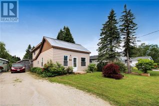 Detached House for Sale, 549 Mary St, Wiarton, ON