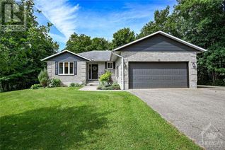 Property for Sale, 6 South Point Drive, Smiths Falls, ON