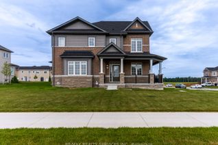 Townhouse for Sale, 66 Stately Dr, Wasaga Beach, ON