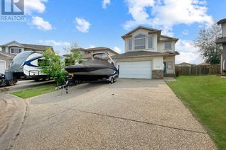 Detached House for Sale, 146 Plamondon Way, Fort McMurray, AB