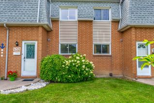 Condo Townhouse for Sale, 2687 Vine Crt W, Windsor, ON