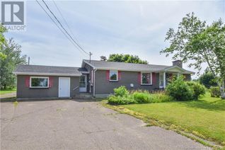 Bungalow for Sale, 8150 Saint-Paul Street, Bas-Caraquet, NB