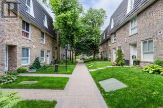 Townhouse for Sale, 52 Tangle Briarway Way, Toronto C15, ON