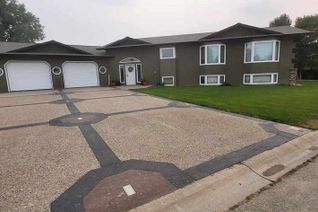 Property for Sale, 1106 Pacific Avenue, Carnduff, SK