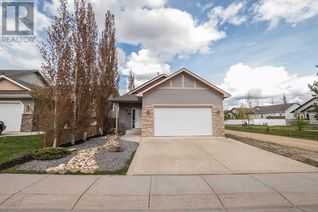 House for Sale, 28 Vincent Close, Red Deer, AB