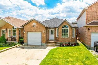 Backsplit for Sale, 38 Meadowpoint Dr, Hamilton, ON