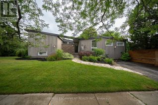 Bungalow for Sale, 122 Balmoral Drive, Brantford, ON