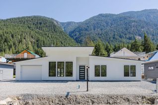 Ranch-Style House for Sale, 71376 Grove Place #HG185, Sunshine Valley, BC