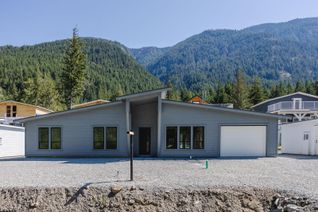 Property for Sale, 71366 Grove Place #HG186, Sunshine Valley, BC