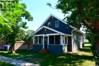 House for Sale, 331 3rd Avenue W, Assiniboia, SK