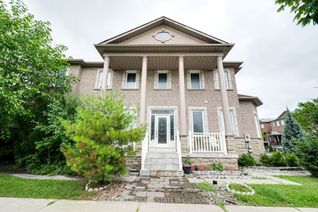 Detached House for Sale, 2 Reindeer Cres, Vaughan, ON