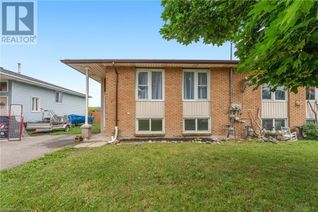 Semi-Detached House for Sale, 108 Bartlett Street, Thorold, ON