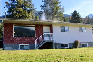 Property for Sale, 6915 Kimoff Road, Appledale, BC