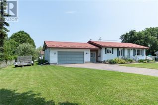 Detached House for Sale, 447 Boundary Road, Pembroke, ON