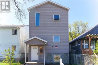 Detached House for Sale, 1352 Angus Street, Regina, SK