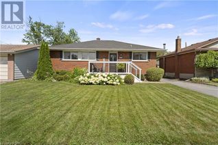 Bungalow for Sale, 31 Jacobson Avenue, St. Catharines, ON