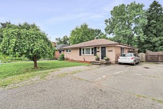 Bungalow for Sale, 1447 Adelaide St N, London, ON